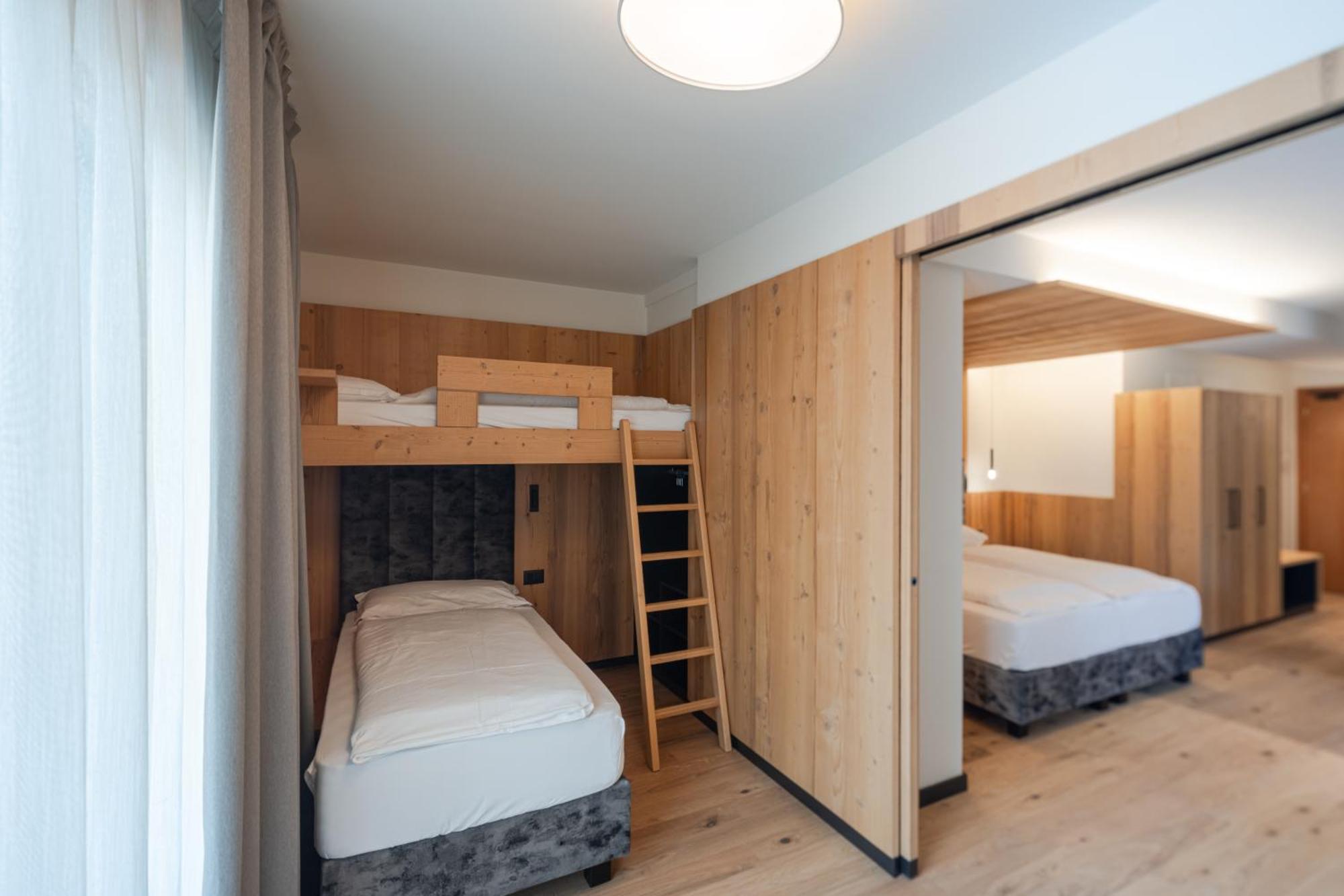 Hotel Nele Ziano Di Fiemme Room photo